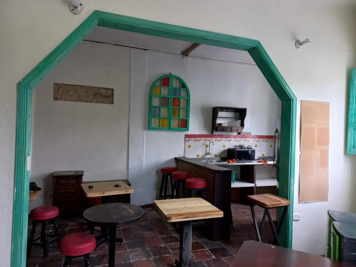 Mochileros Viajeros Vandrarhem Bogotá Colombia